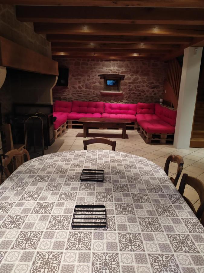 La Grange De Salvaneix Gite Pour 15 Personnes 7 Chambres Avec 6 Sdb-6Wc Sarran Экстерьер фото