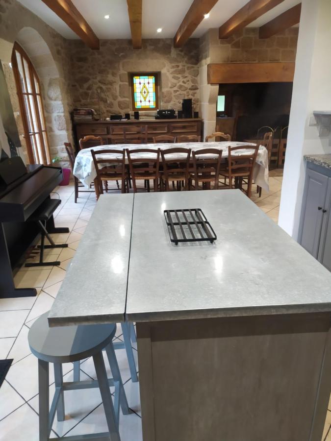 La Grange De Salvaneix Gite Pour 15 Personnes 7 Chambres Avec 6 Sdb-6Wc Sarran Экстерьер фото