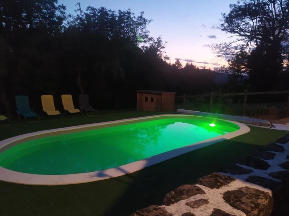 La Grange De Salvaneix Gite Pour 15 Personnes 7 Chambres Avec 6 Sdb-6Wc Sarran Экстерьер фото